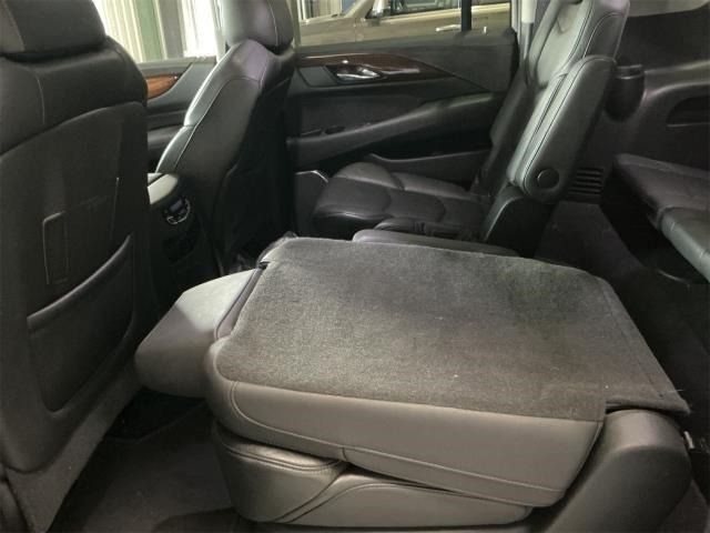 2017 Cadillac Escalade Image 7
