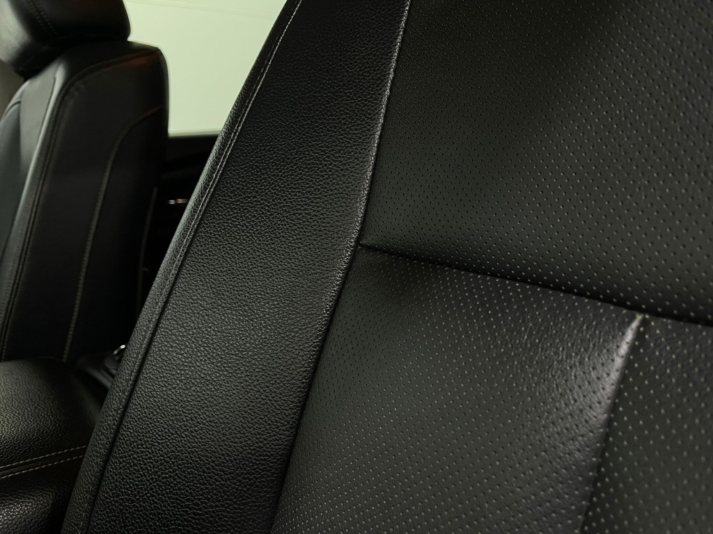 2017 Nissan Titan Image 17