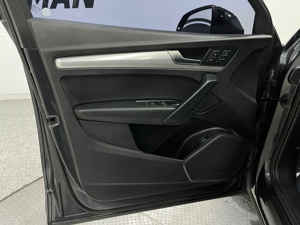 2020 Audi Q5 Image 15