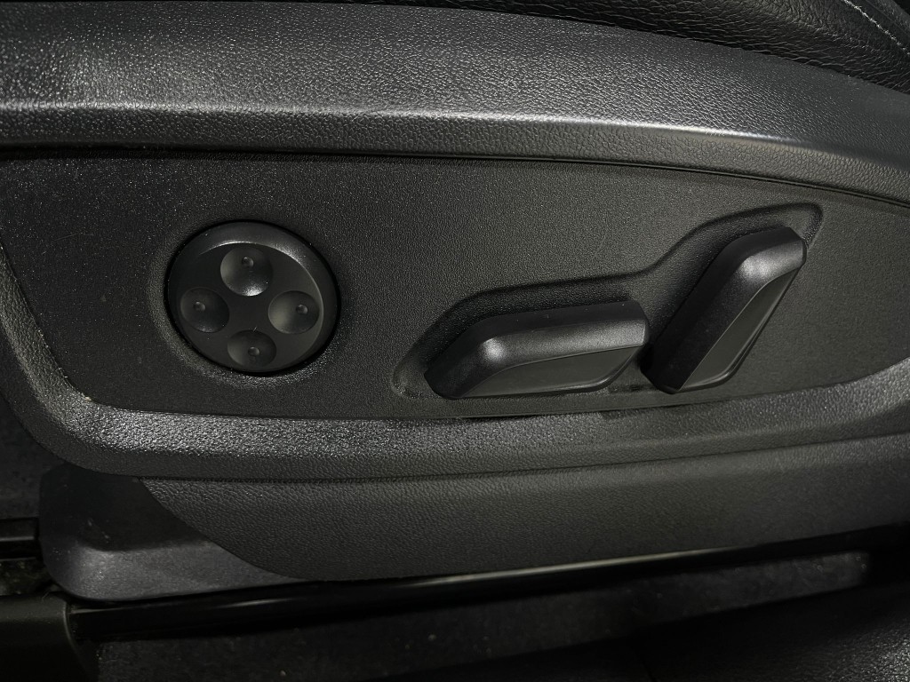 2020 Audi Q5 Image 17