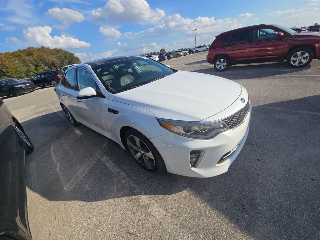 2018 Kia Optima Image 1