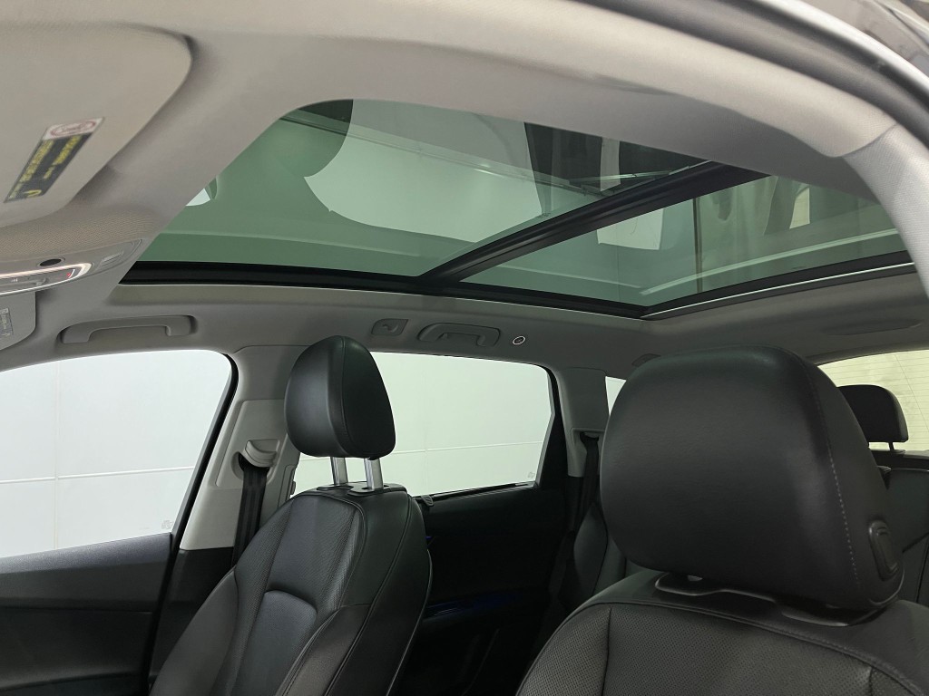 2017 Audi Q7 Image 12