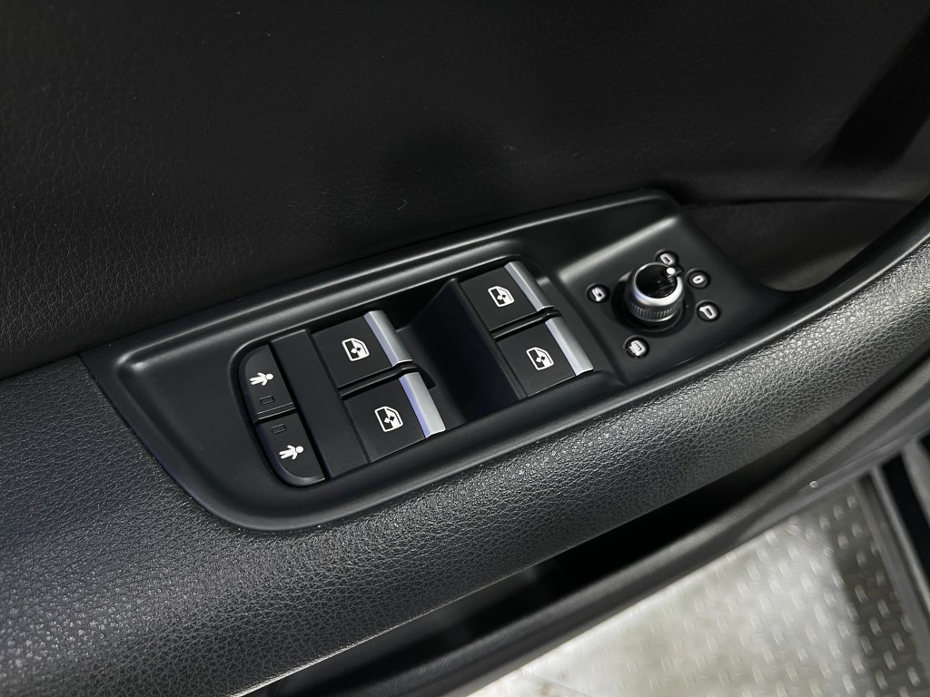 2017 Audi Q7 Image 16