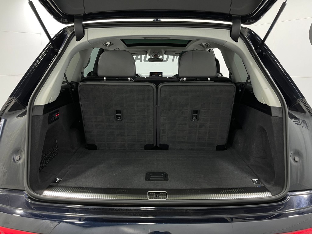 2017 Audi Q7 Image 27