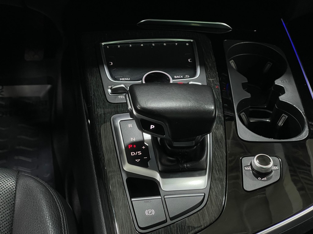 2017 Audi Q7 Image 30