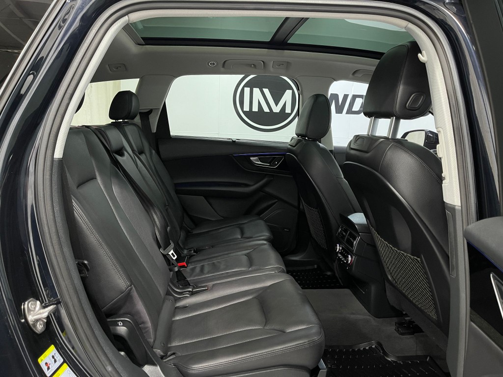 2017 Audi Q7 Image 34