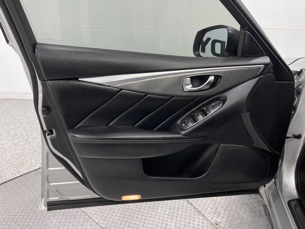 2014 INFINITI Q50 Image 14