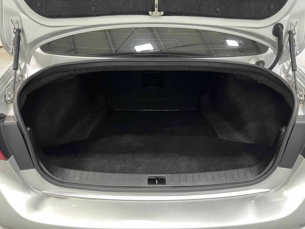 2014 INFINITI Q50 Image 25