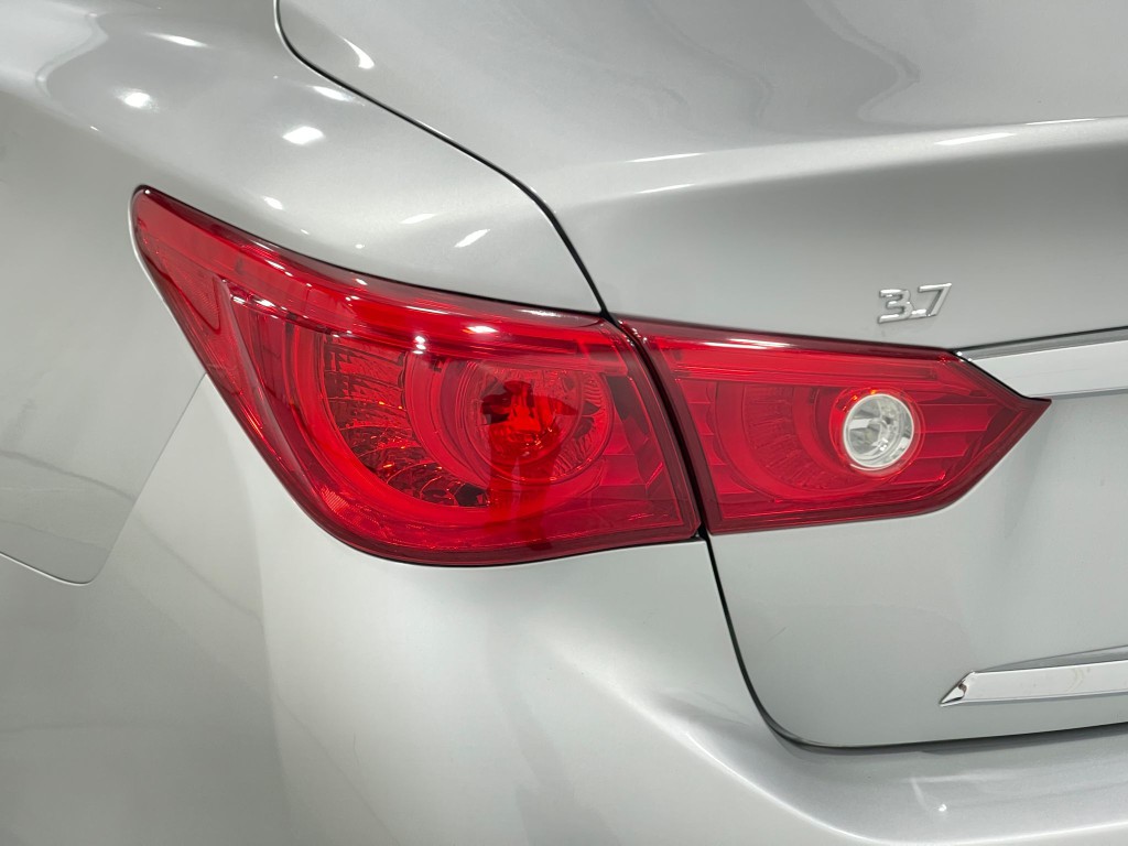2014 INFINITI Q50 Image 33