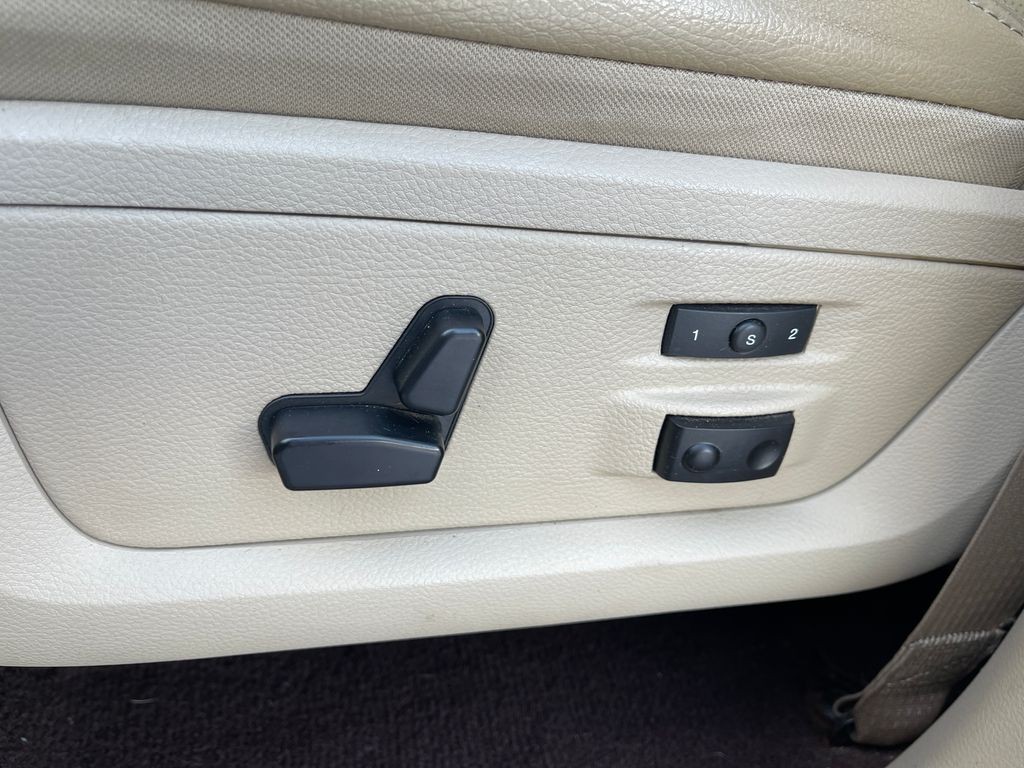 2013 RAM 3500 Image 16