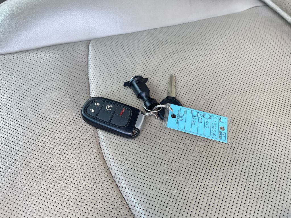 2013 RAM 3500 Image 36