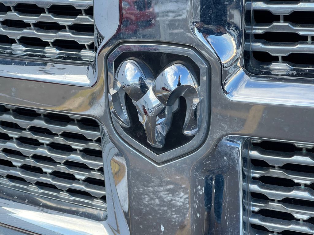 2013 RAM 3500 Image 37