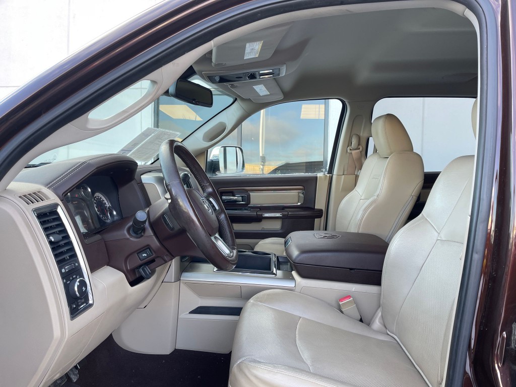 2013 RAM 3500 Image 12