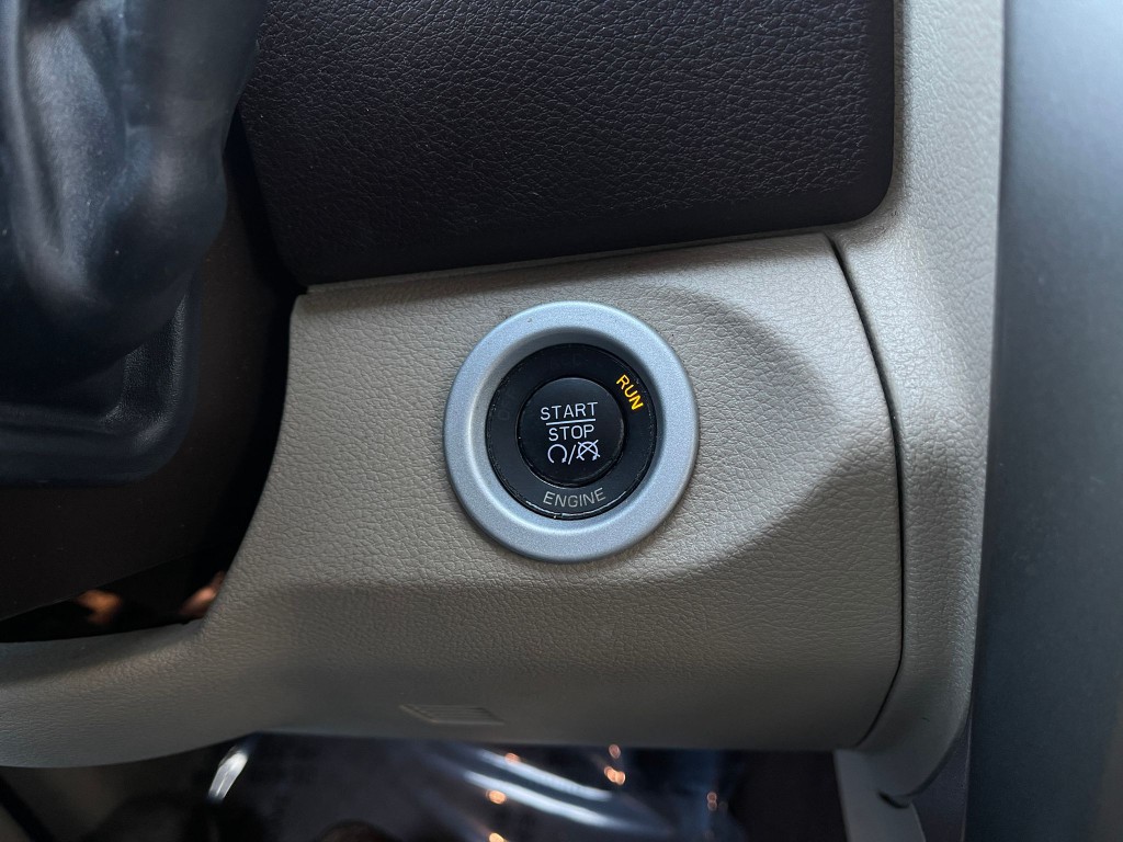 2013 RAM 3500 Image 20