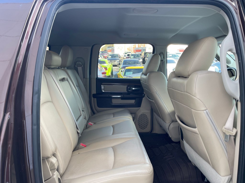 2013 RAM 3500 Image 30