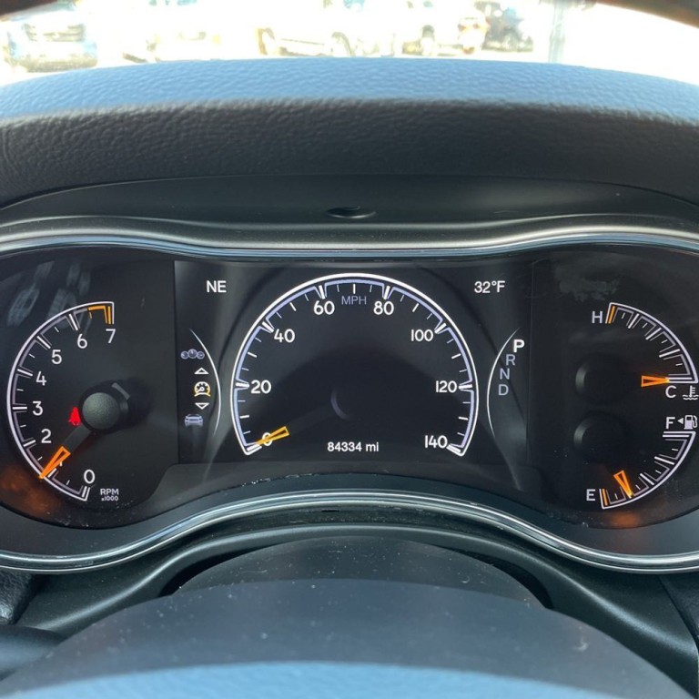 2021 Jeep Grand Cherokee Image 9