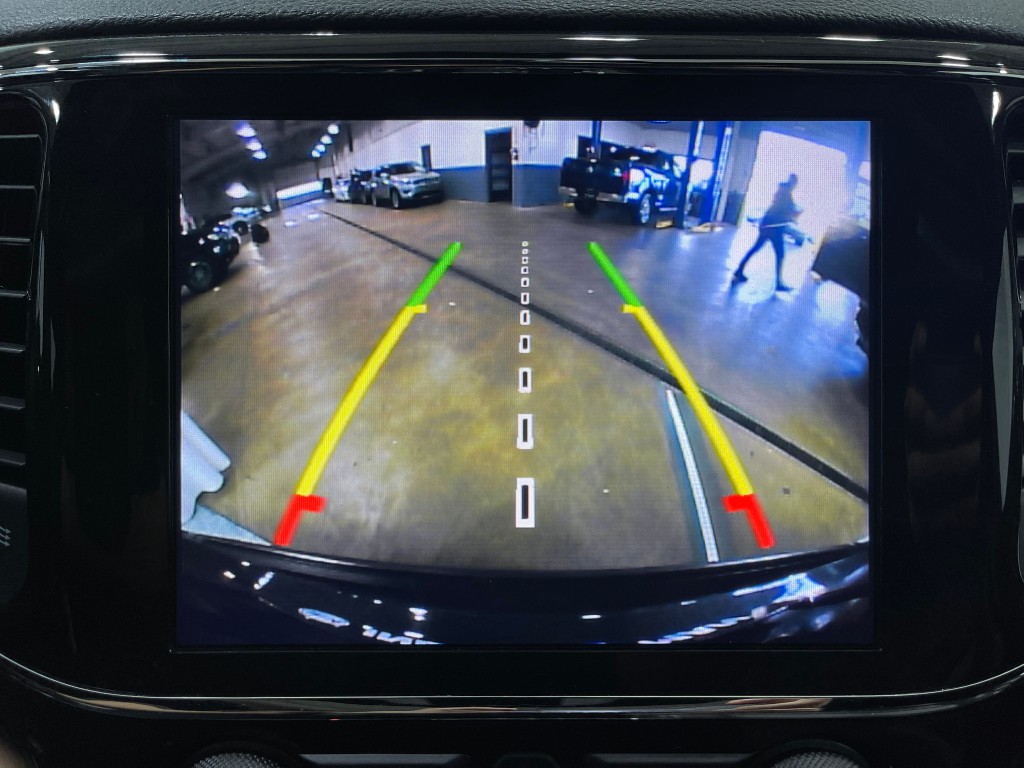 2021 Jeep Grand Cherokee Image 11