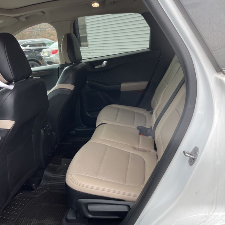 2020 Ford Escape Image 17