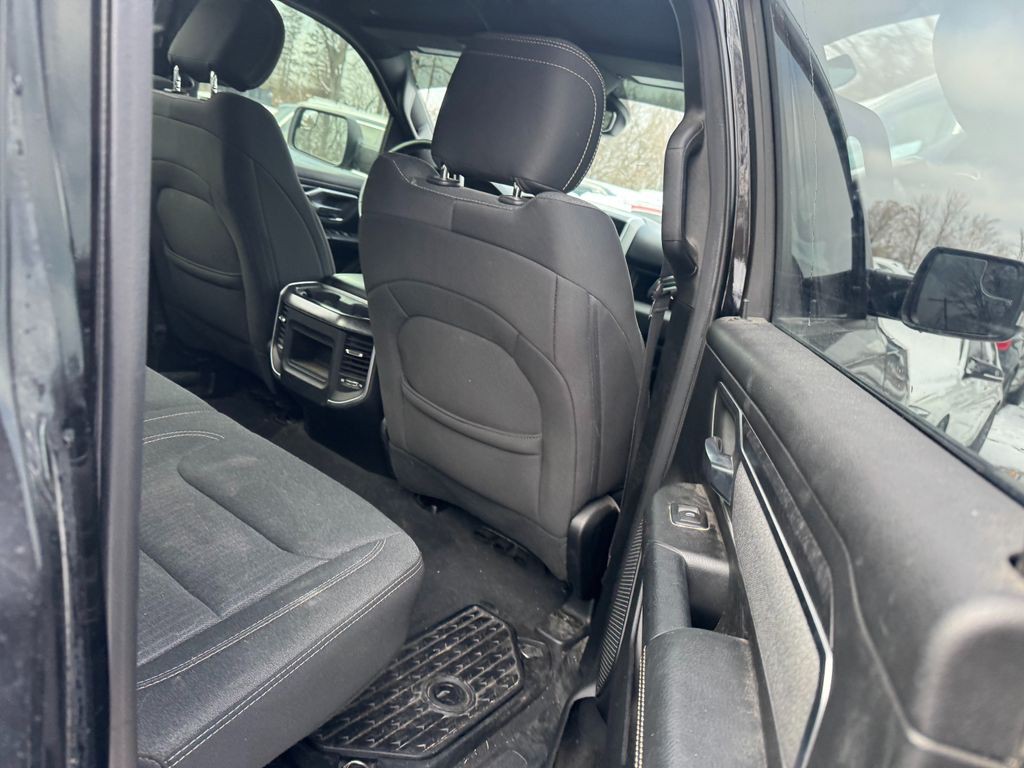 2019 RAM 1500 Image 6