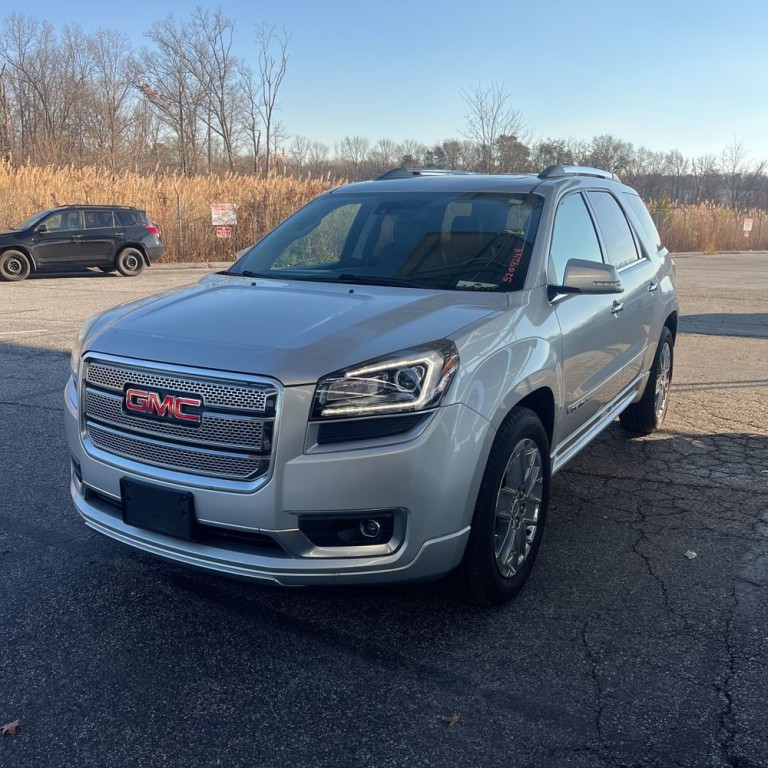 2015 GMC Acadia Image 2
