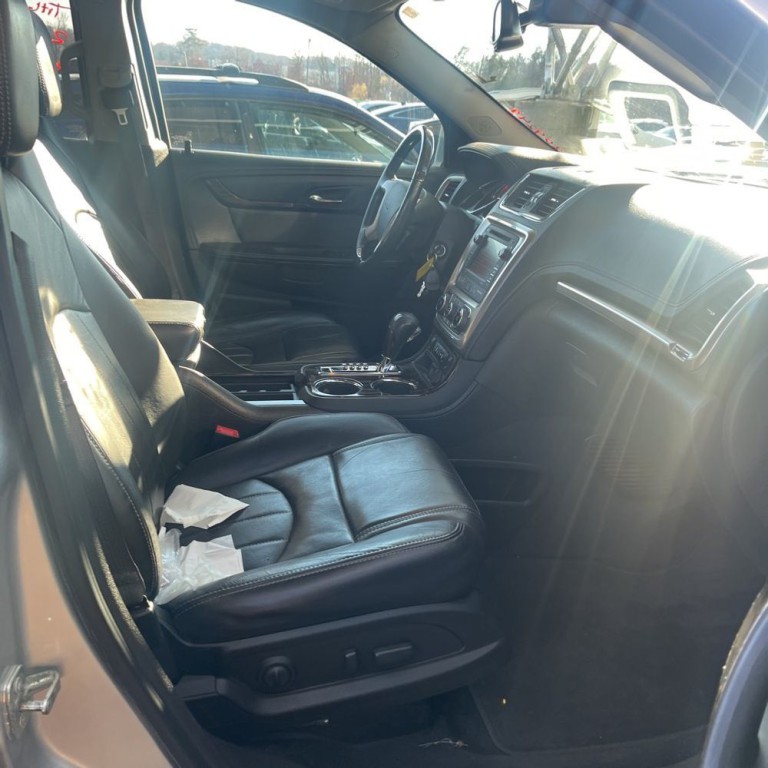 2015 GMC Acadia Image 8