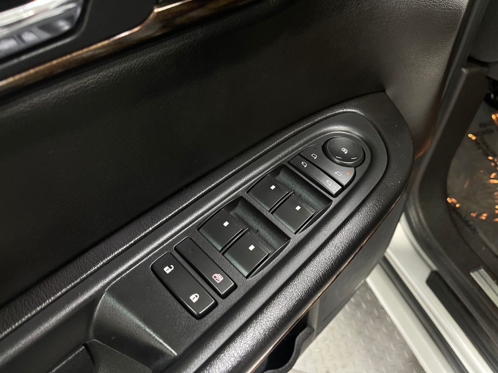 2015 GMC Acadia Image 15