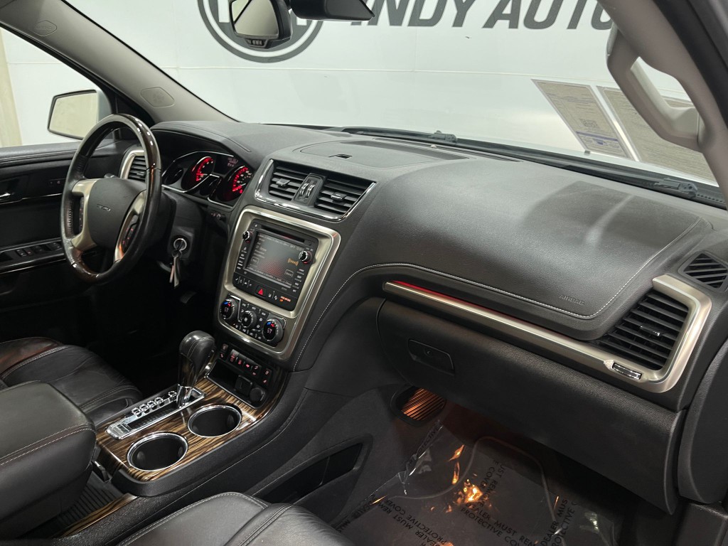 2015 GMC Acadia Image 19