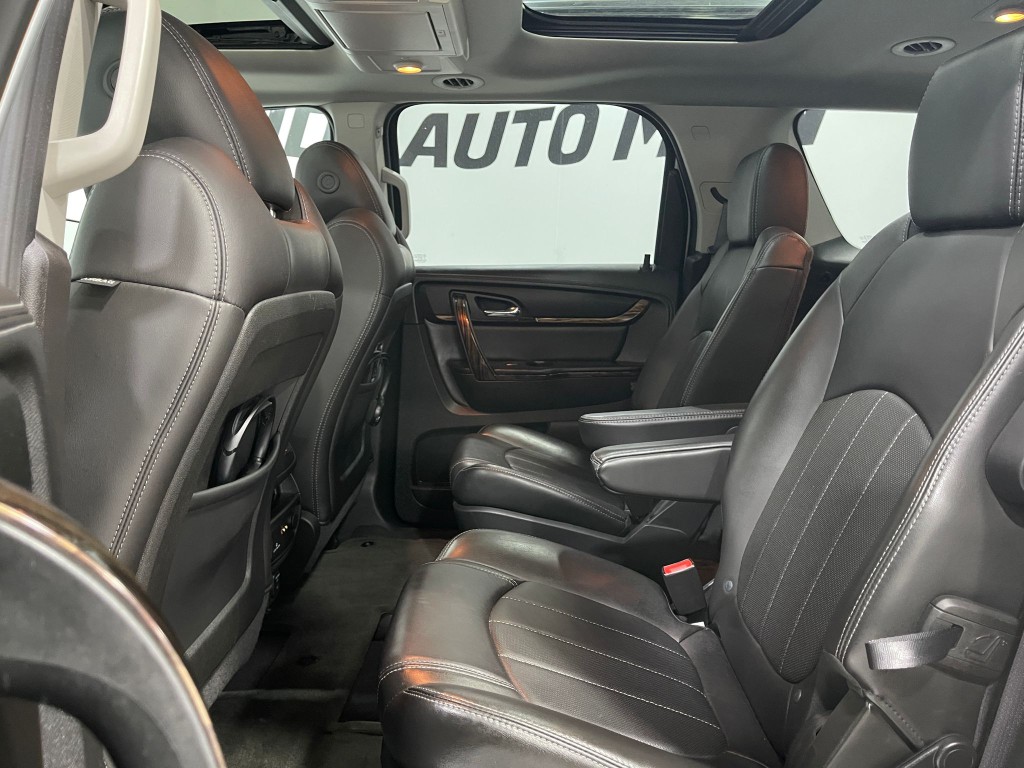 2015 GMC Acadia Image 30