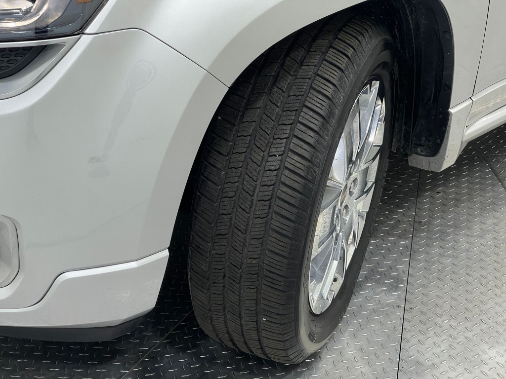 2015 GMC Acadia Image 38