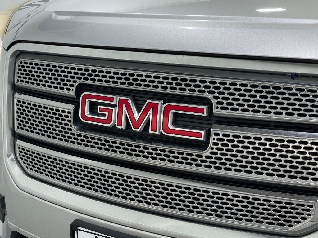 2015 GMC Acadia Image 40