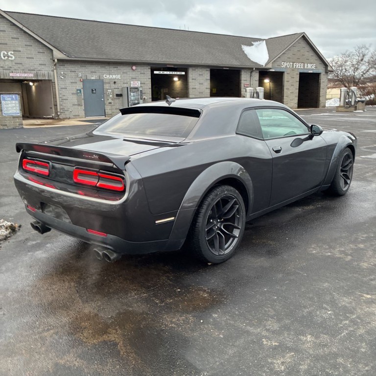 2020 Dodge Challenger Image 3