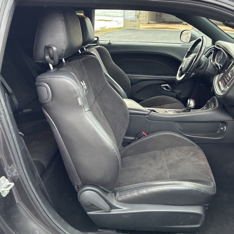 2020 Dodge Challenger Image 6