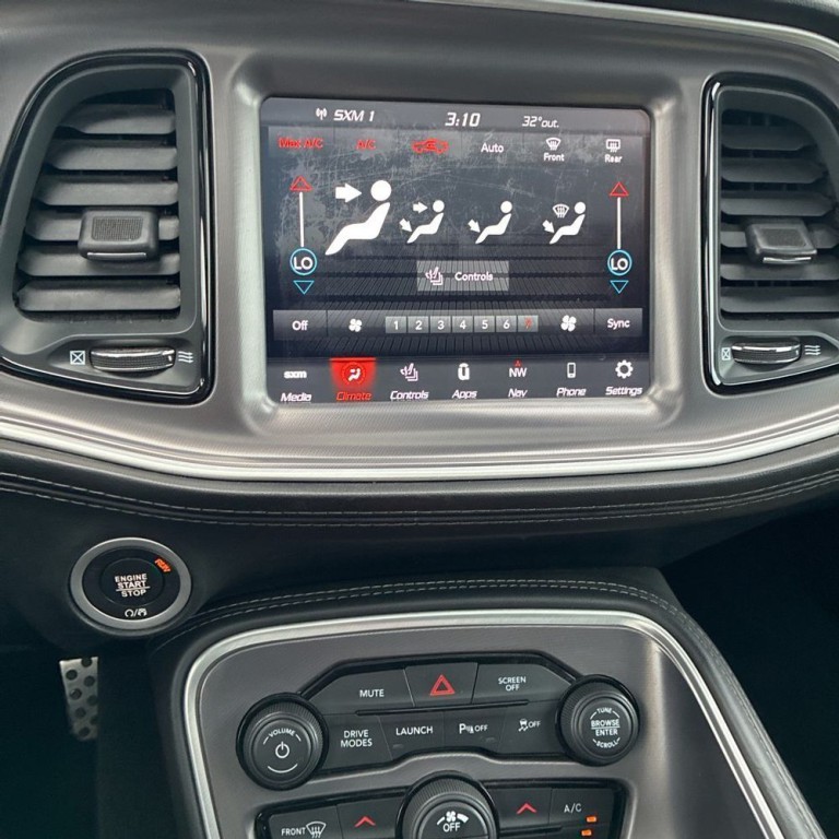 2020 Dodge Challenger Image 8