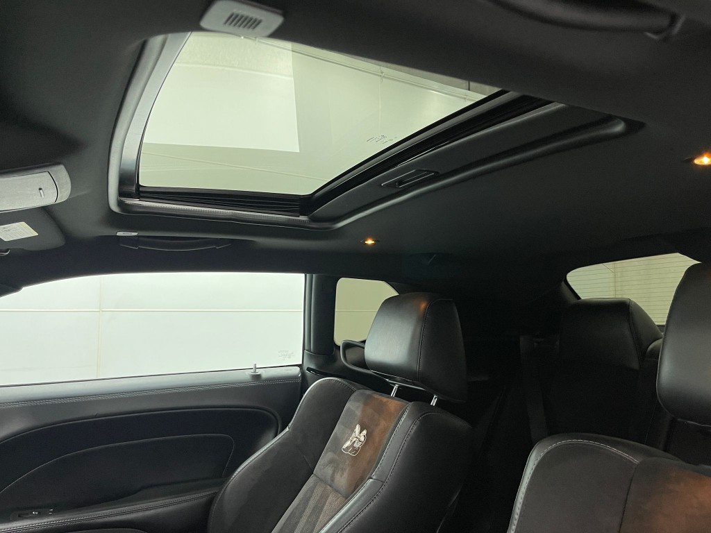 2020 Dodge Challenger Image 12