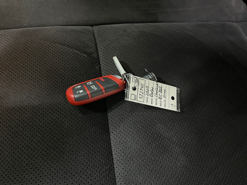 2020 Dodge Challenger Image 38