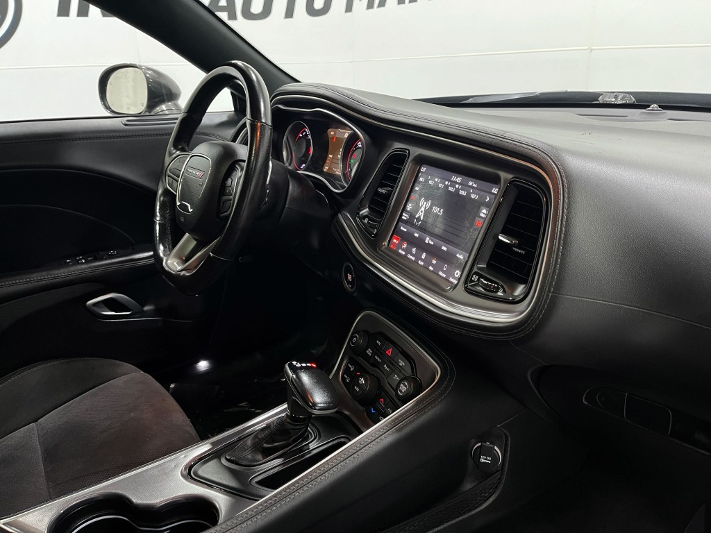 2020 Dodge Challenger Image 15