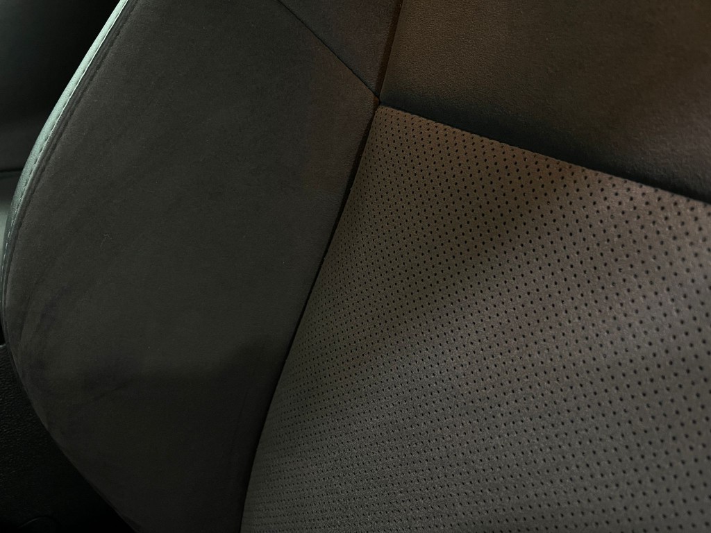 2020 Dodge Challenger Image 24