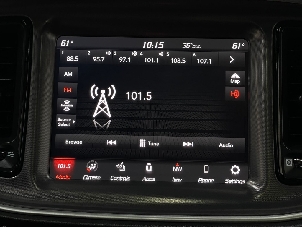 2020 Dodge Challenger Image 24