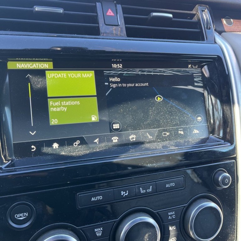 2018 Land Rover Discovery Image 8