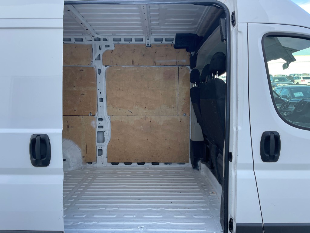2017 RAM Promaster Image 26