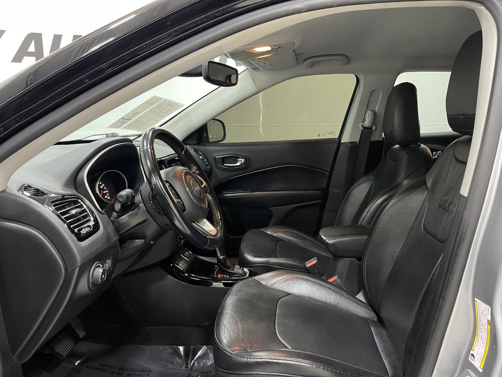 2020 Jeep Compass Image 11