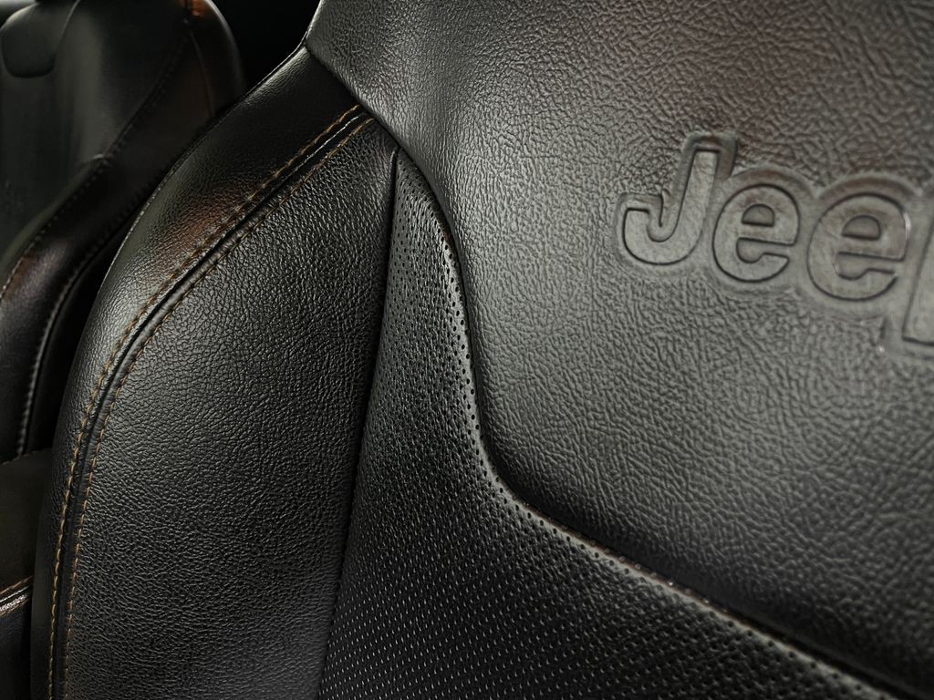 2020 Jeep Compass Image 16