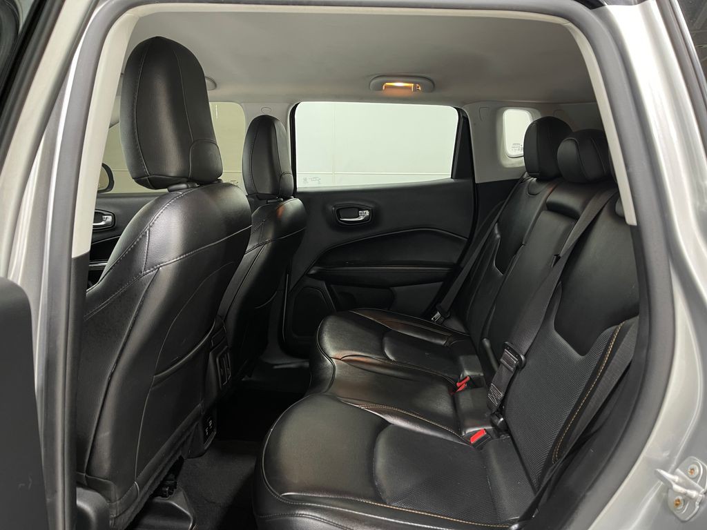 2020 Jeep Compass Image 28