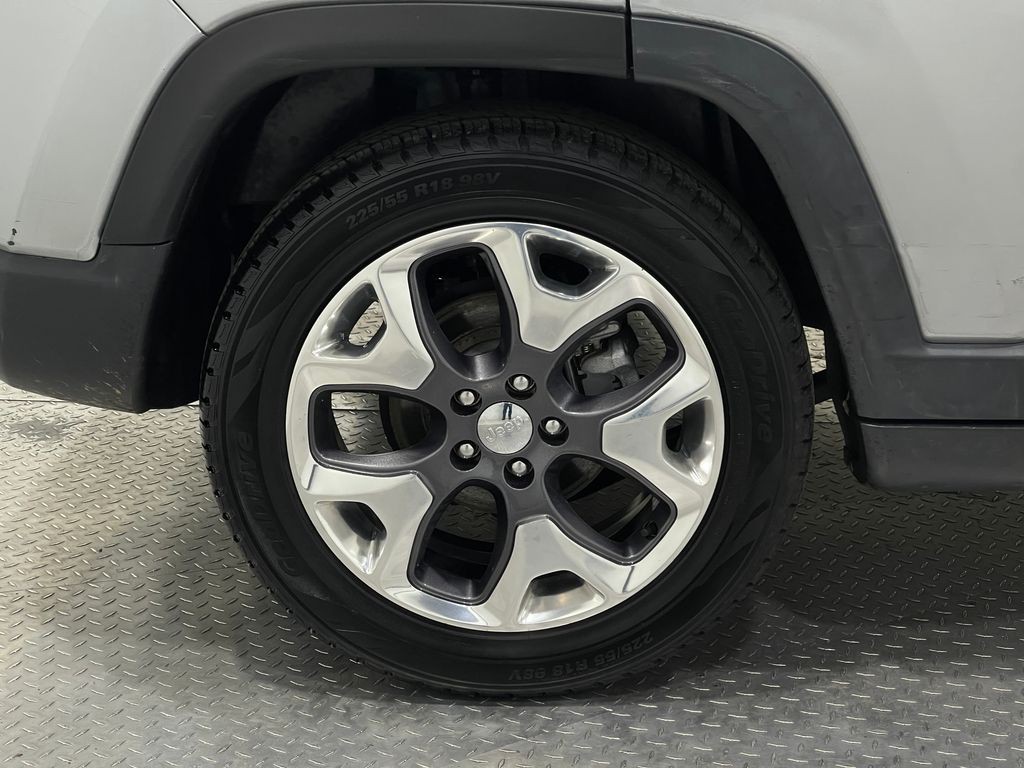 2020 Jeep Compass Image 33