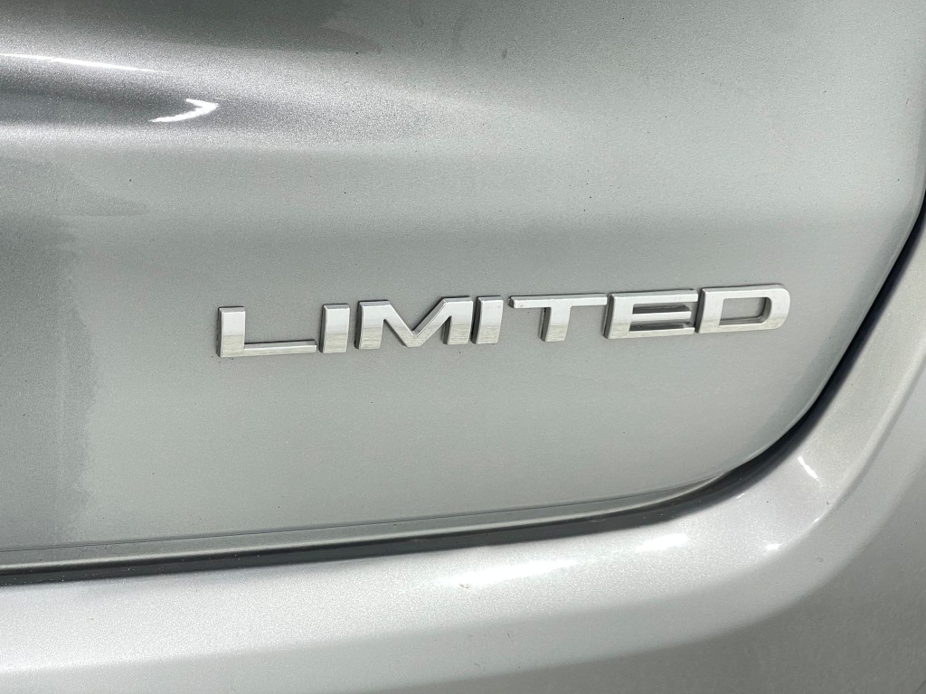 2020 Jeep Compass Image 38