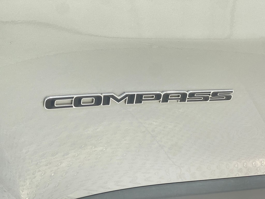 2020 Jeep Compass Image 39