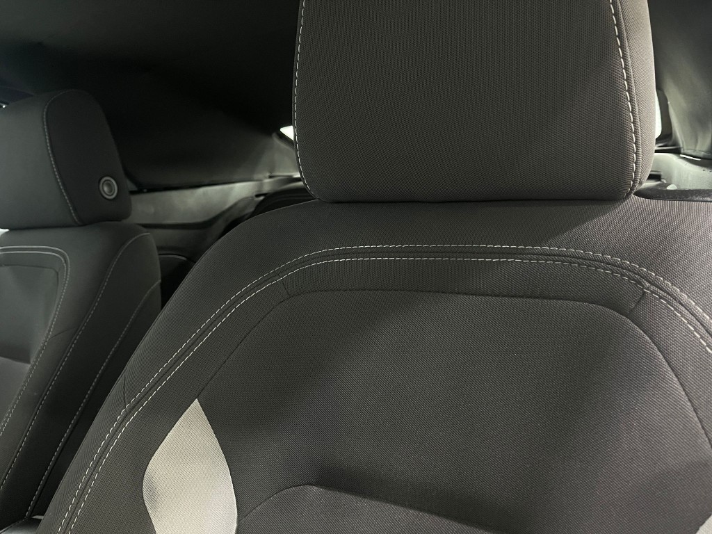 2017 Chevrolet Camaro Image 15