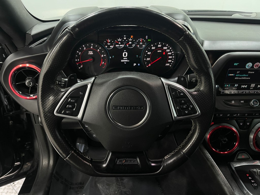 2017 Chevrolet Camaro Image 19