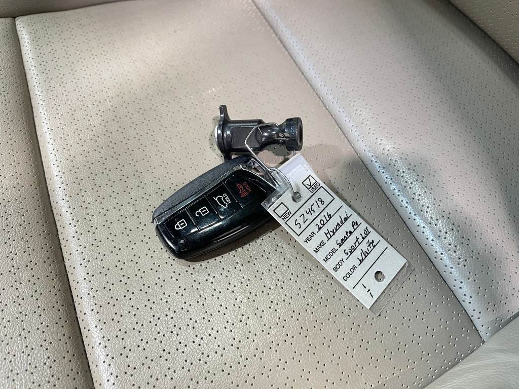 2016 Hyundai Santa Fe Sport Image 35