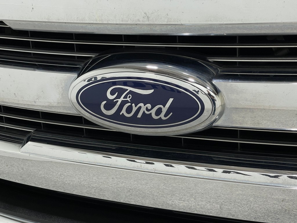 2015 Ford F-150 Image 37